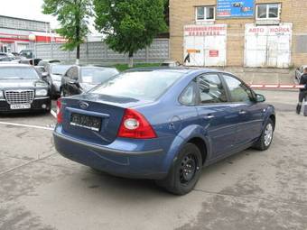 2008 Ford Focus Pictures
