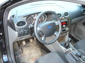 2008 Ford Focus Photos