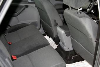 2008 Ford Focus Photos