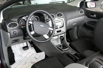 2008 Ford Focus Pictures