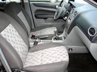 2008 Ford Focus Pictures