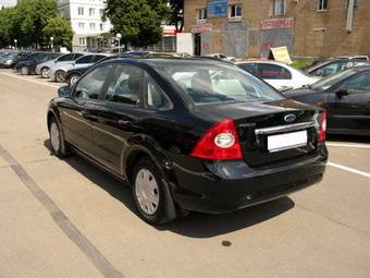 2008 Ford Focus Pictures