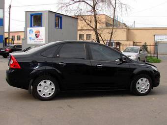 2008 Ford Focus Pictures