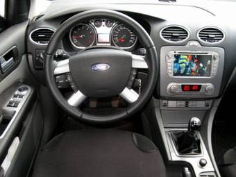 2008 Ford Focus Pictures