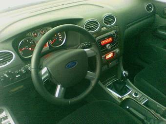 2008 Ford Focus Photos