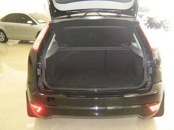 2008 Ford Focus Pics
