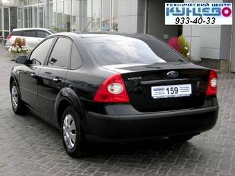 2008 Ford Focus Pictures