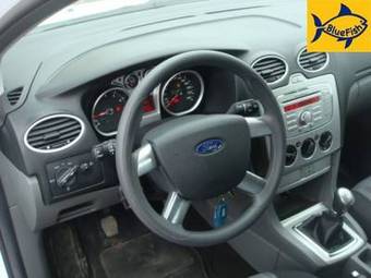 2008 Ford Focus Pictures