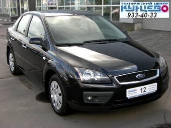 2008 Ford Focus Pictures