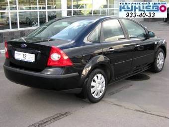 2008 Ford Focus Photos