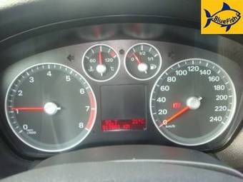 2008 Ford Focus Photos