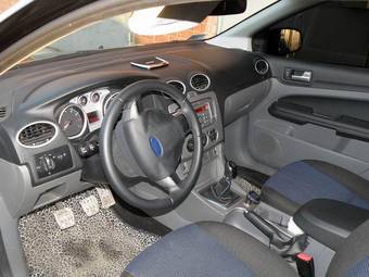 2008 Ford Focus Photos