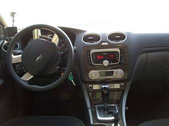 2008 Ford Focus Images