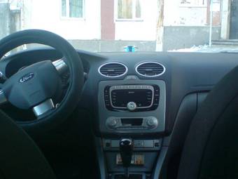 2008 Ford Focus Pictures