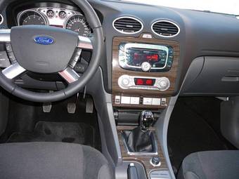 2008 Ford Focus Pictures