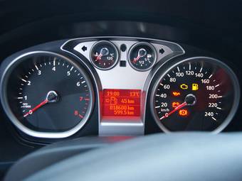 2008 Ford Focus Pictures