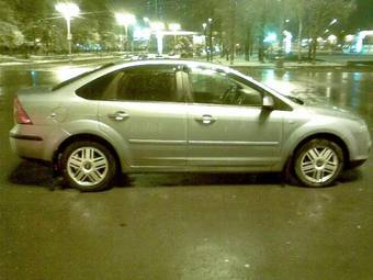 2008 Ford Focus Photos