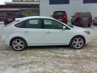 2008 Ford Focus Photos