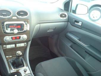 2008 Ford Focus Photos