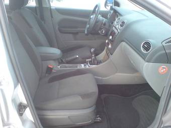 2008 Ford Focus Pictures