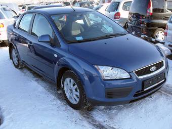 2008 Ford Focus Photos