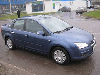 2008 Ford Focus Pictures