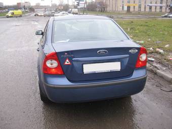 2008 Ford Focus Photos