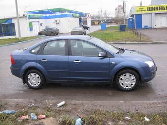 2008 Ford Focus Photos