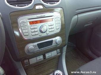 2008 Ford Focus Pictures