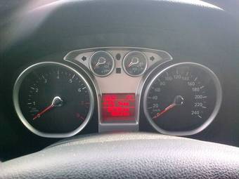 2008 Ford Focus Photos