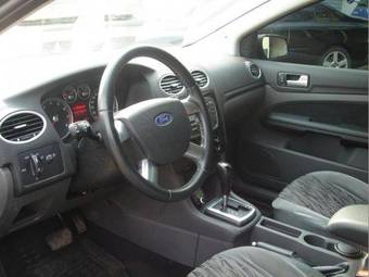 2008 Ford Focus Pictures