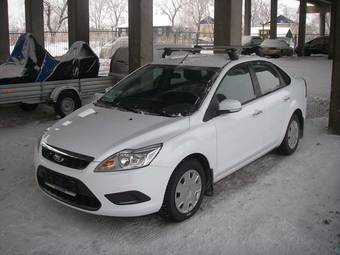 2008 Ford Focus Photos