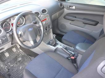 2008 Ford Focus Pictures