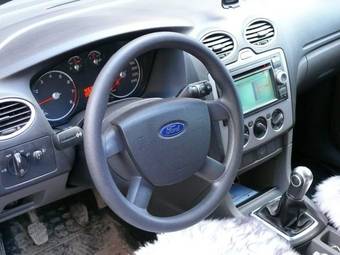 2008 Ford Focus Pictures