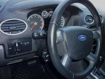 2008 Ford Focus Pictures