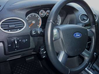 2008 Ford Focus Pictures