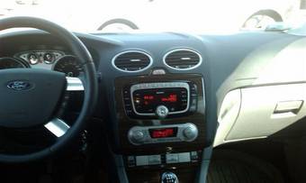 2008 Ford Focus Photos