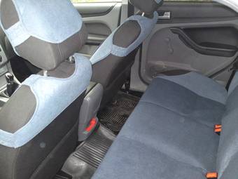 2008 Ford Focus Pictures