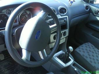 2008 Ford Focus Pictures