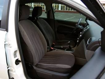 2008 Ford Focus Photos