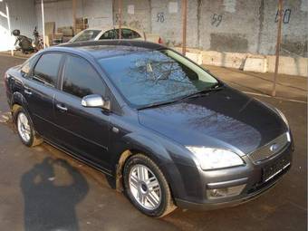 2008 Ford Focus Photos