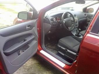 2008 Ford Focus Photos