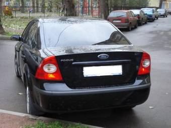 2008 Ford Focus Pictures