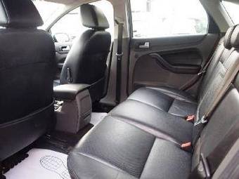 2008 Ford Focus Photos