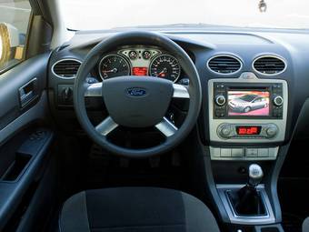 2008 Ford Focus Pictures