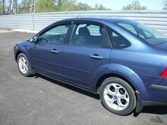 2008 Ford Focus Pictures