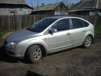 2008 Ford Focus Photos