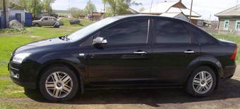 2008 Ford Focus Photos