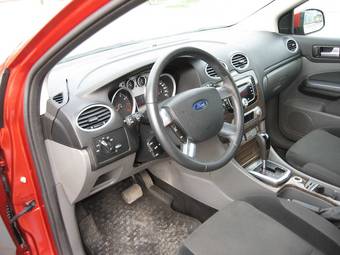 2008 Ford Focus Photos