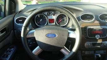 2008 Ford Focus Images